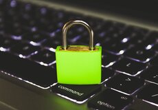 Deloitte: Umělá inteligence ušetří desítky miliard při boji s pojistnými podvody