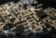 Umělá inteligence v moderní kanceláři: Revoluce v produktivitě i nové výzvy